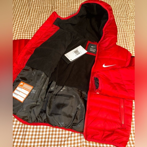 Nike Jacket Red Puffer Jacket - Picture 2 of 11